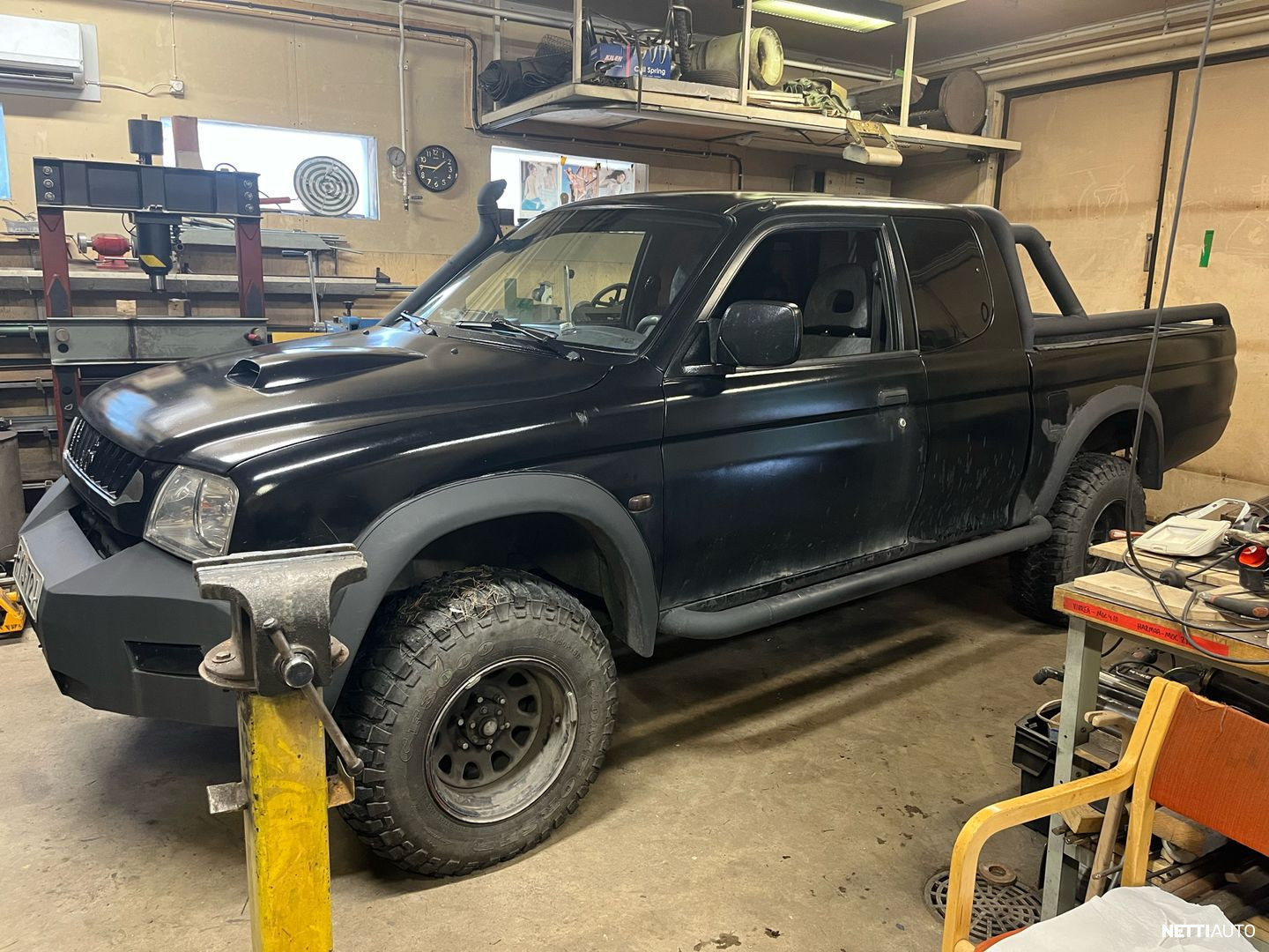 Mitsubishi L200