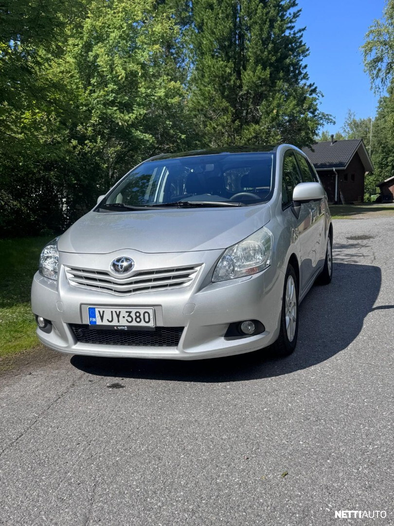 Toyota Verso