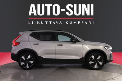 Volvo XC40 2024, photo 2/30