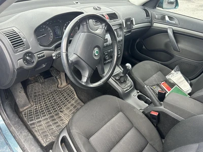 Skoda Octavia 2007, kuva 4/5