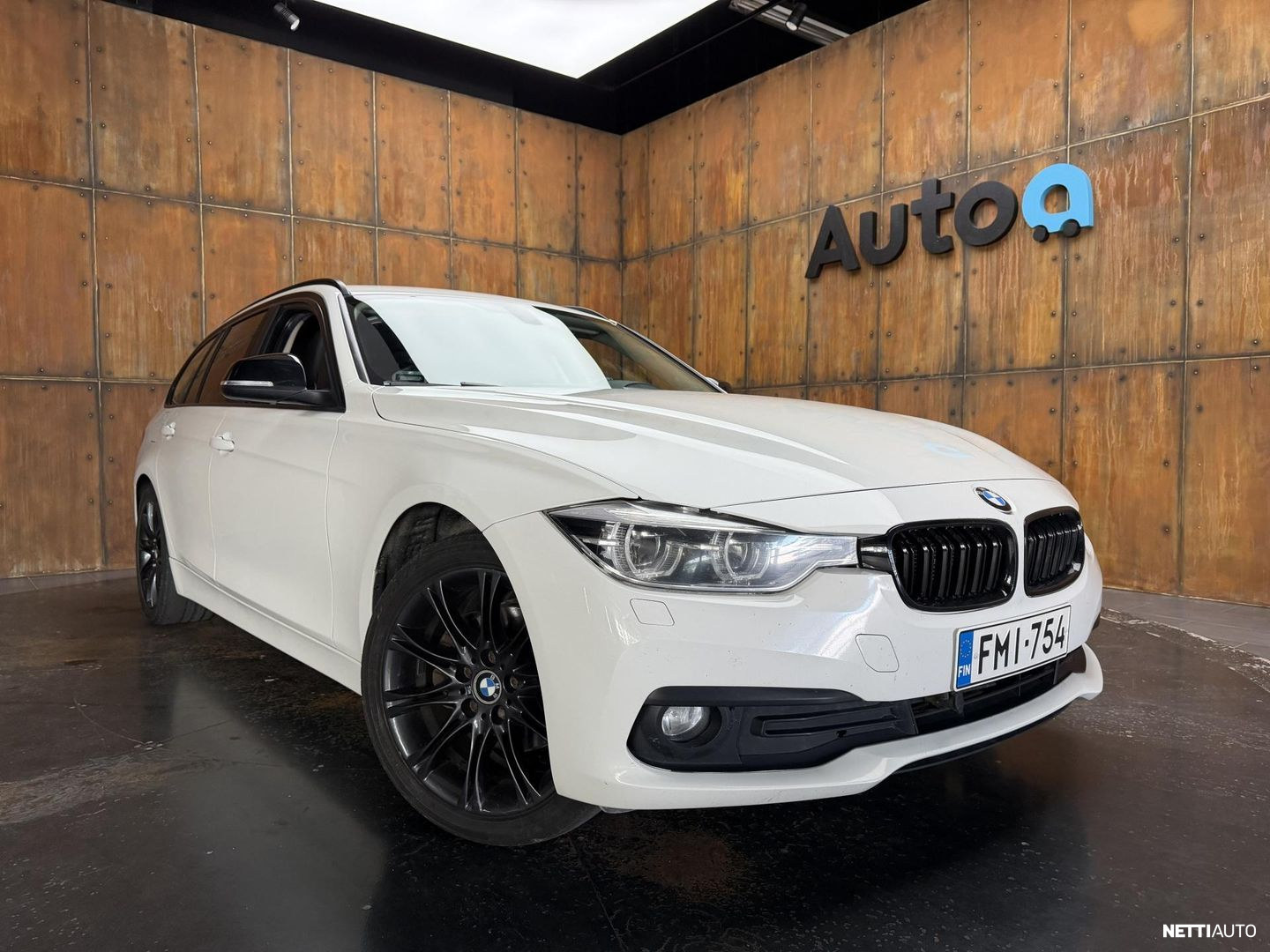 BMW 320