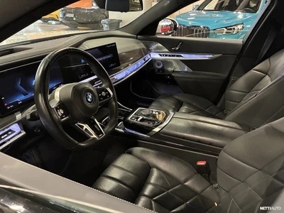BMW i7 G70 xDrive 60 M Sport 2022, kuva 4/9