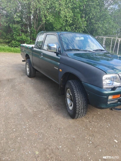 Mitsubishi L200 2001, photo 2/3