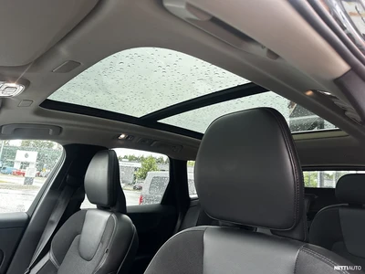 Volvo XC60 2021, photo 7/7