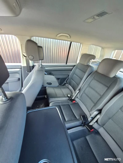 Volkswagen Touran 2014, photo 3/23