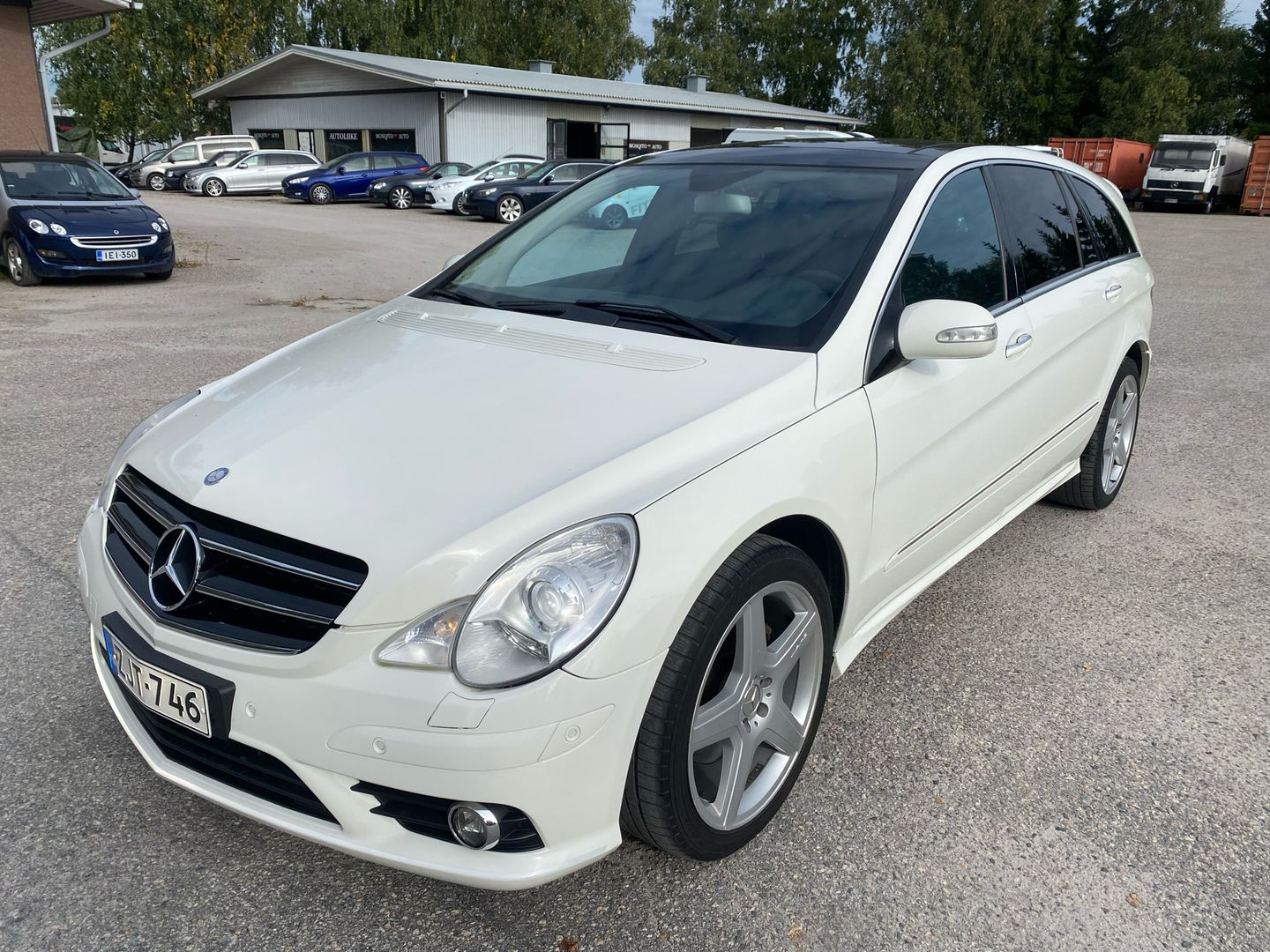 Mercedes-Benz R