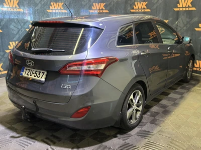Hyundai i30 2016, photo 3/10