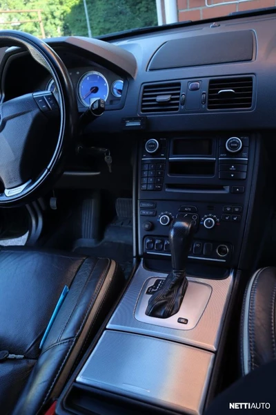 Volvo XC90 D5 AWD R-Design aut 2010, photo 4/10
