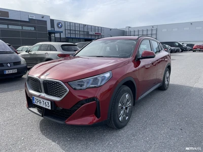 BMW iX2 2025, kuva 1/4