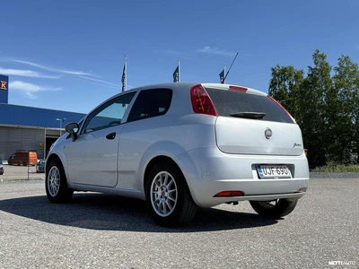 Fiat Punto 2010, photo 3/6