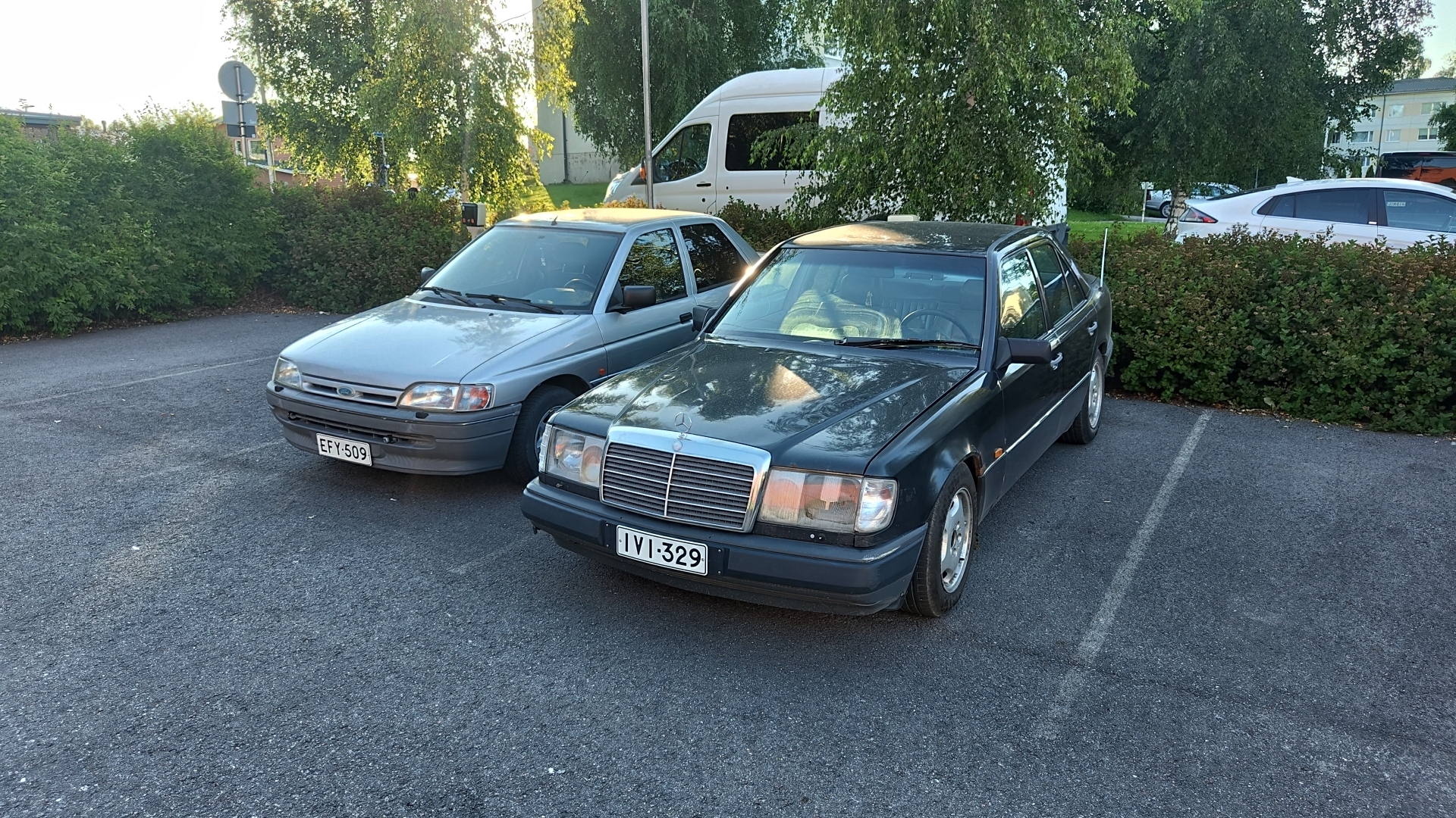 Mercedes-Benz 230