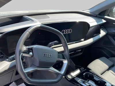 Audi Q6 e-tron quattro S-line 2025, photo 5/10