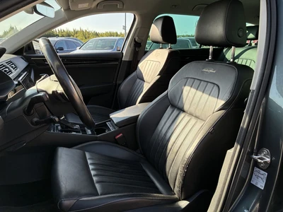 Skoda Superb 2020, photo 7/10