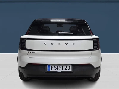 Volvo EX30 Twin Performance Ultra 2026, photo 5/10
