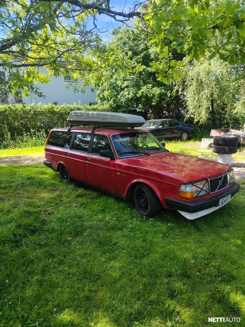 Volvo 240