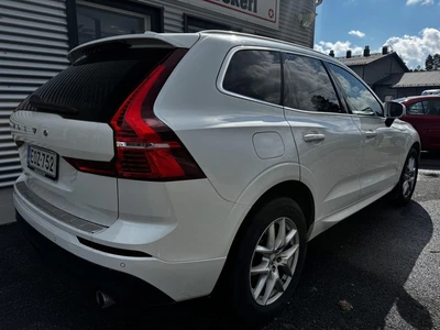 Volvo XC60 2018, photo 3/7