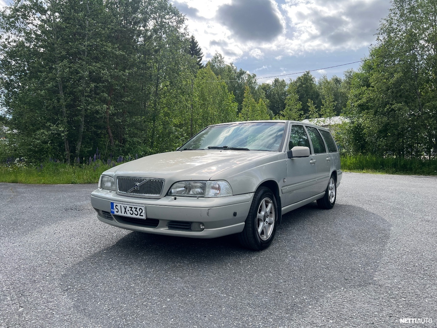 Volvo V70