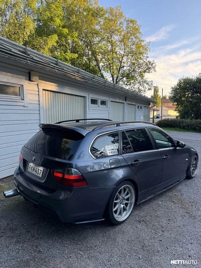BMW 325 2008, photo 4/12