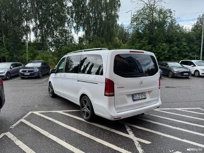 Mercedes-Benz V 2017, photo 3/40