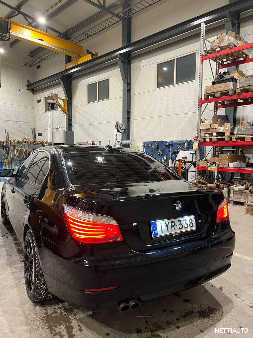 BMW 525