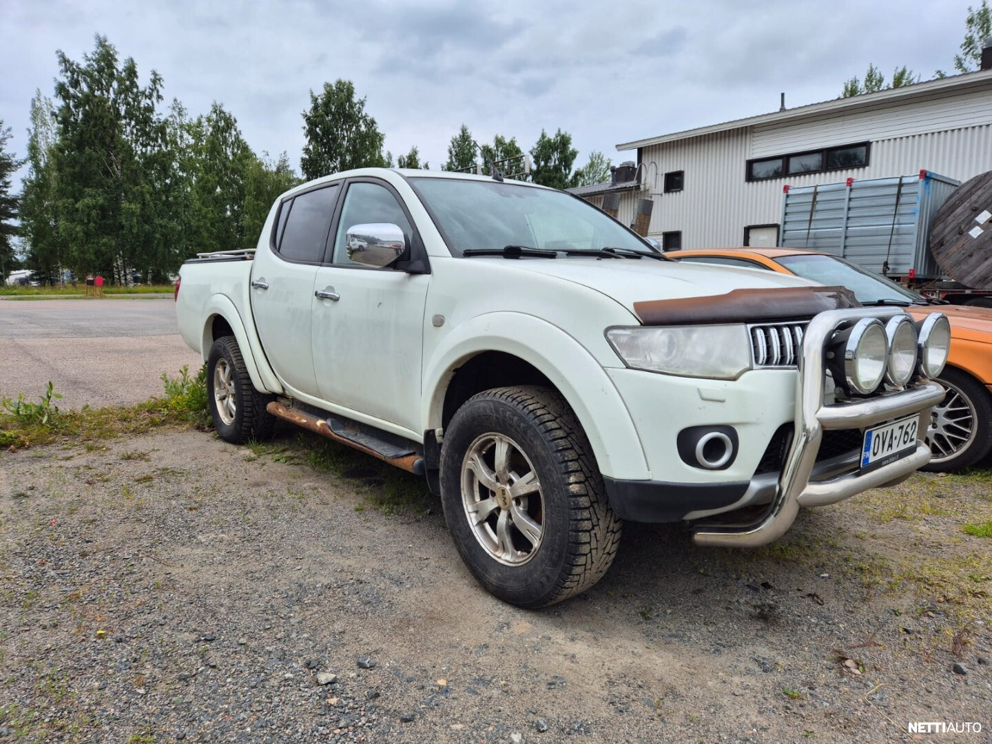 Mitsubishi L200