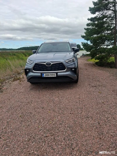 Toyota Highlander 2022, kuva 4/16