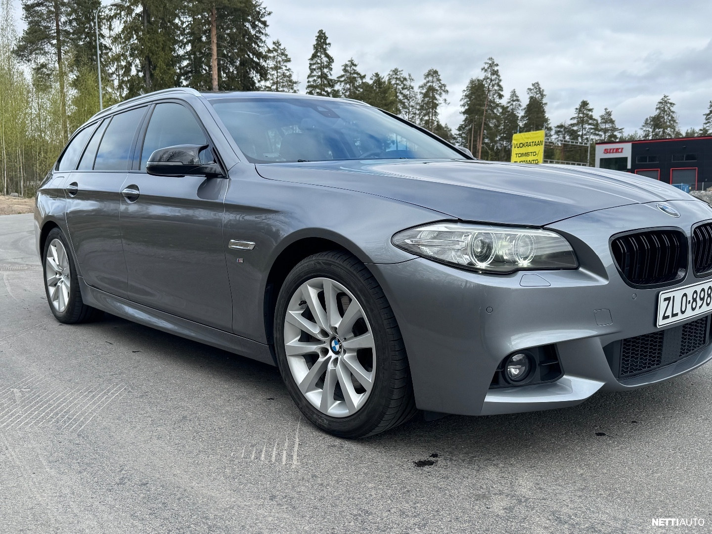 BMW 530