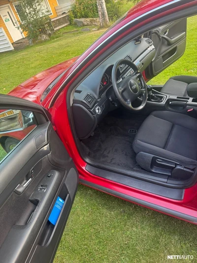 Audi A4 2003, photo 4/7
