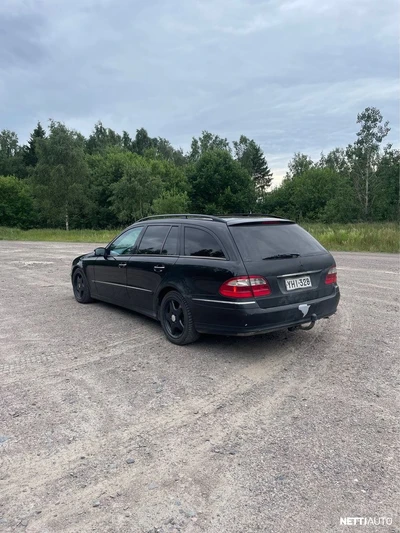 Mercedes-Benz E 2004, photo 2/7