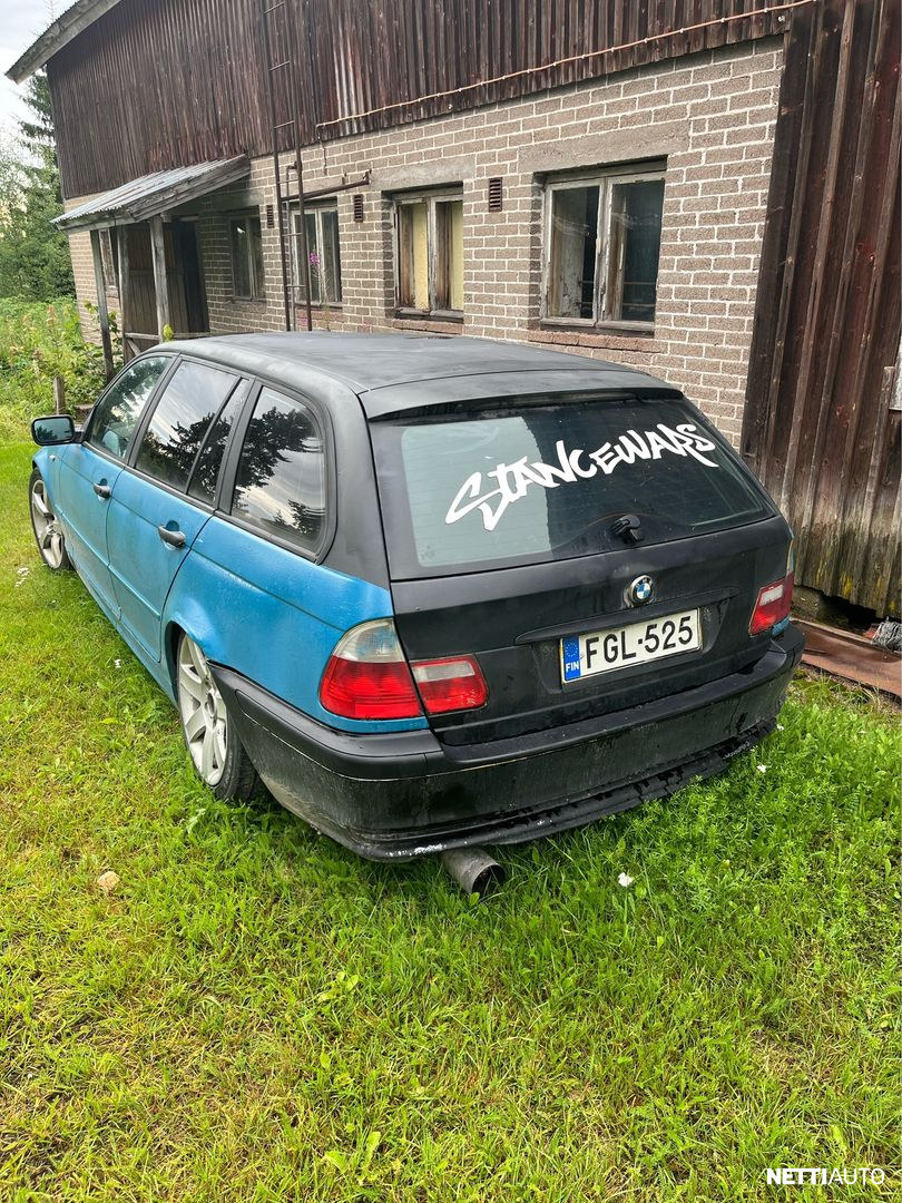 BMW 320