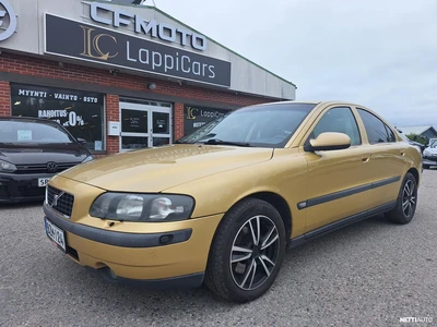 Volvo S60 2002, photo 1/10