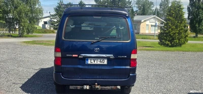 Toyota Hiace 2,5 D-4D 4WD 117 5ov pitkä 2012, photo 4/12