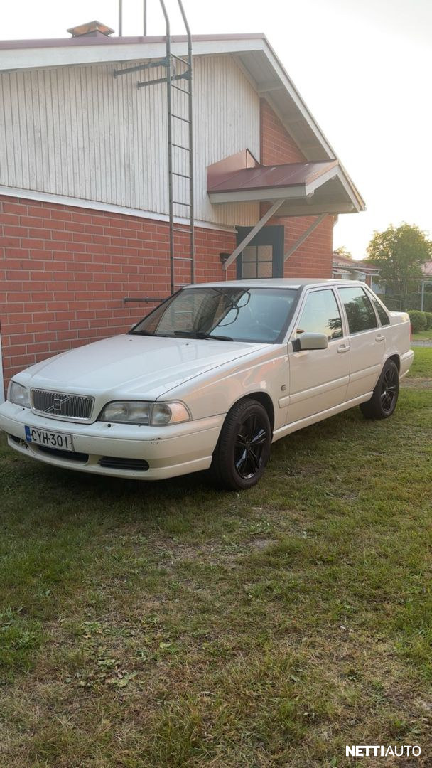 Volvo S70