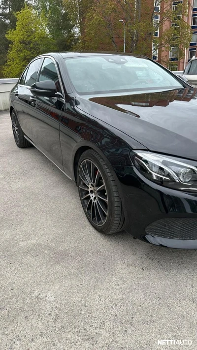 Mercedes-Benz E 2018, photo 2/19