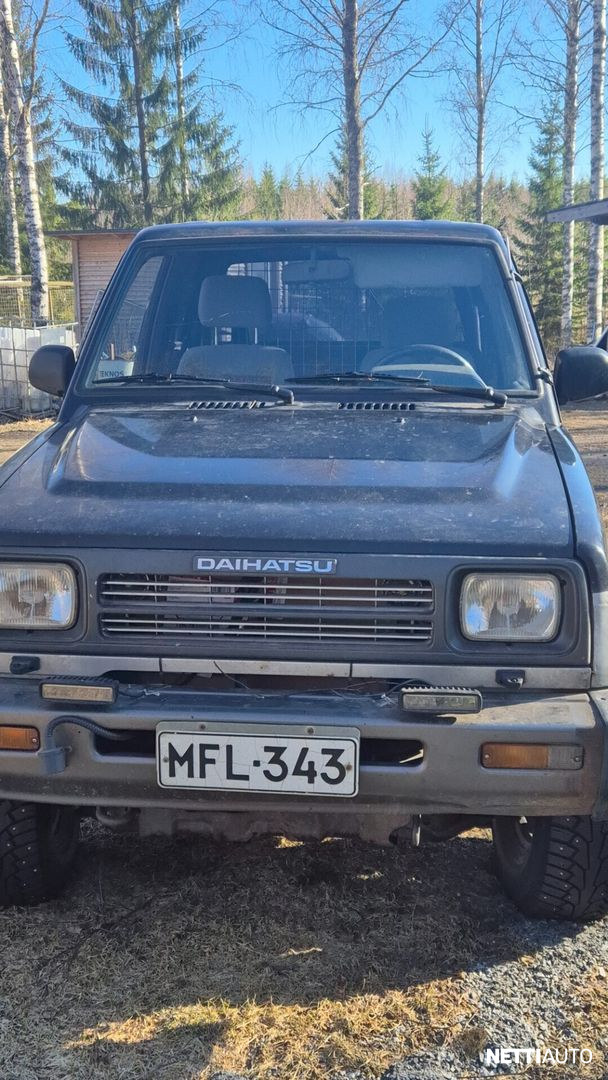 Daihatsu Feroza