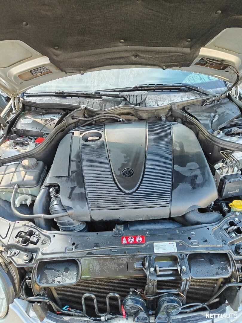 Mercedes-Benz C 200 2004, photo 4/8
