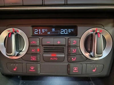 Audi Q3 2011, photo 3/28