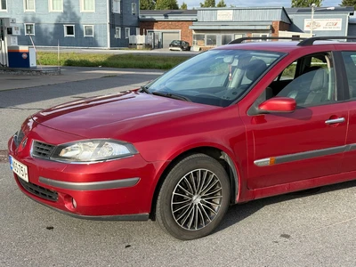 Renault Laguna 2006, kuva 7/9