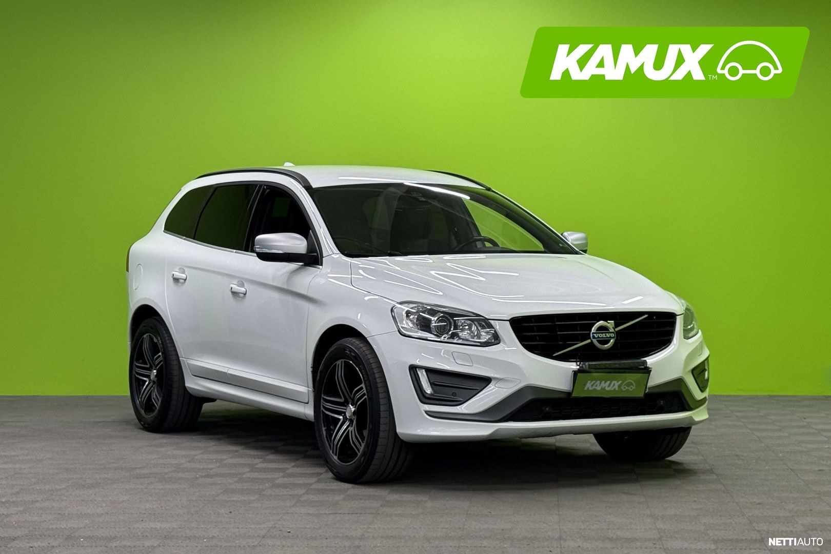 Volvo XC60 D4 AWD Business R-Design Edition aut - Jakopää juuri tehty!