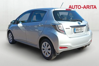 Toyota Yaris Hybrid Active 5ov 2013, photo 3/10