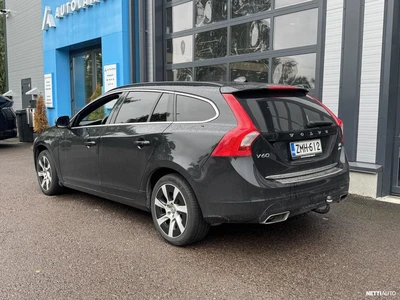 Volvo V60 D6 Plug-in Hybrid AWD aut. 2015, kuva 5/14