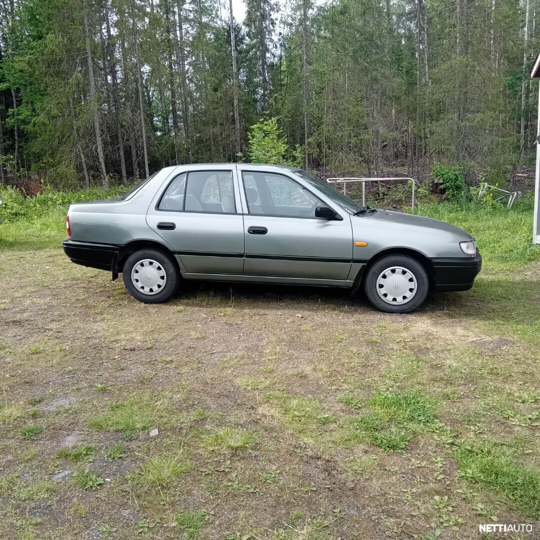 Nissan Sunny