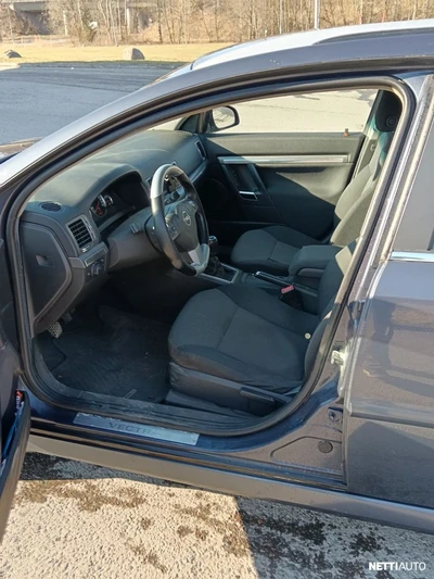 Opel Vectra 2006, photo 2/9