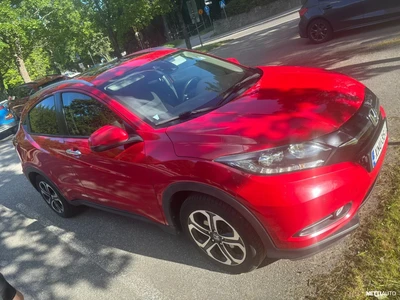 Honda HR-V 1,5 Executive CVT 2016, photo 2/17