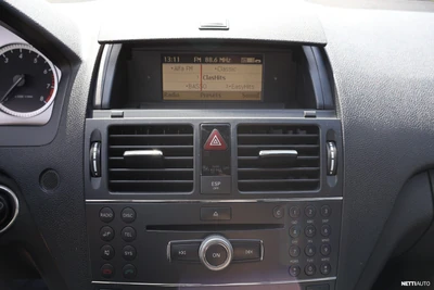 Mercedes-Benz C Avantgarde 2009, kuva 7/12