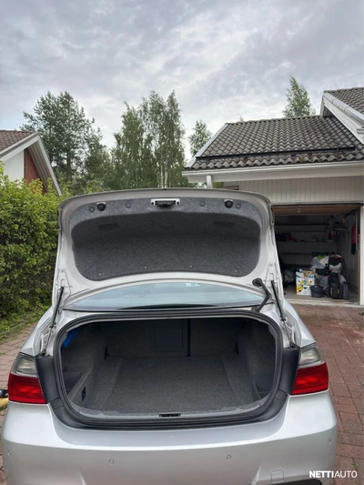 BMW 330 2007, kuva 6/10