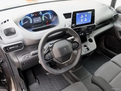 Peugeot e-Partner 50 kWh 136 XL SIS.ALV 2024, photo 5/9