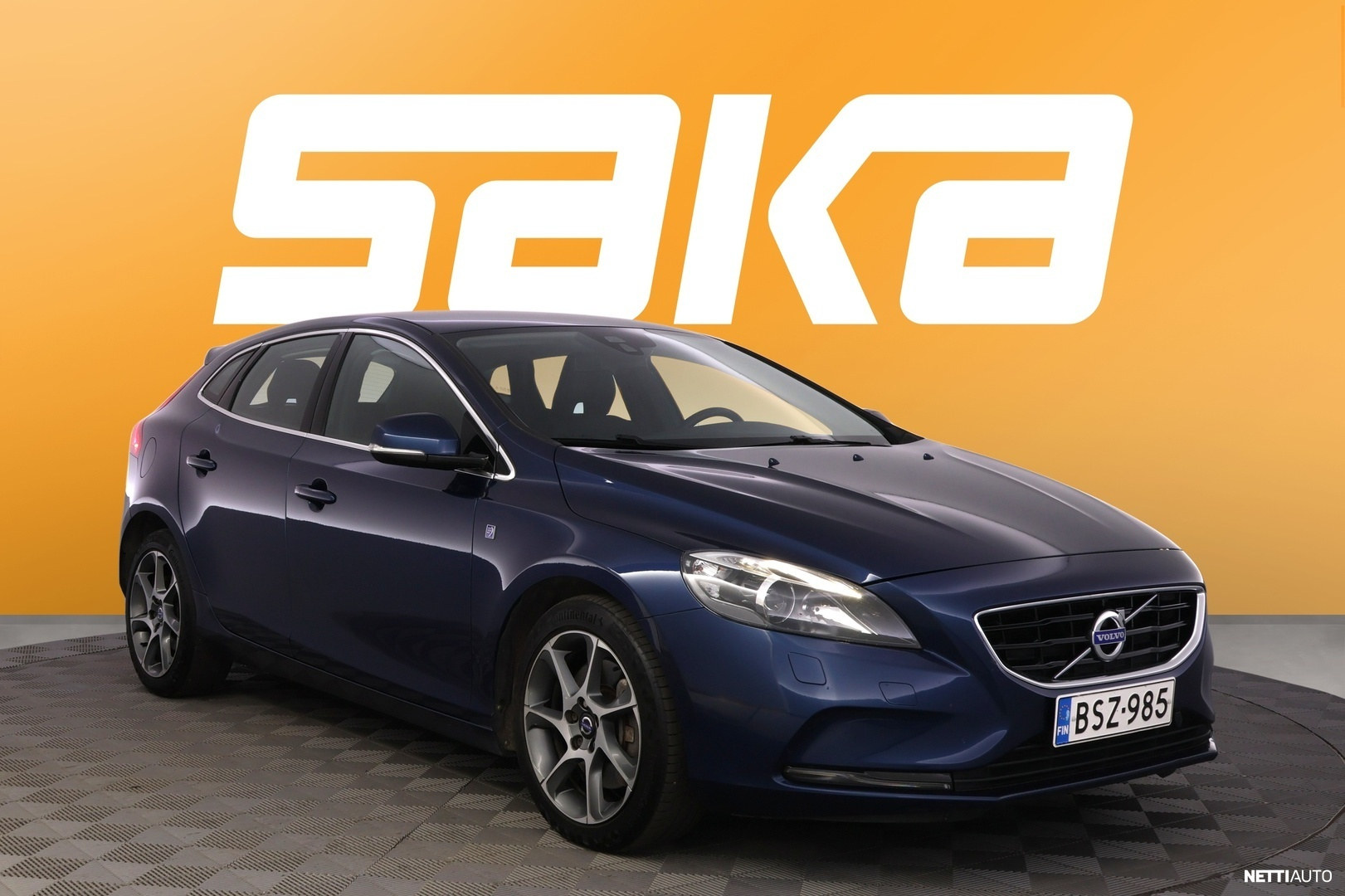 Volvo V40