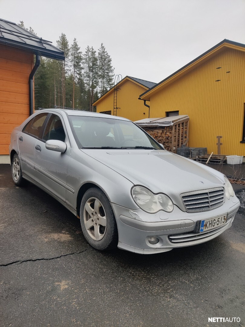 Mercedes-Benz C 200