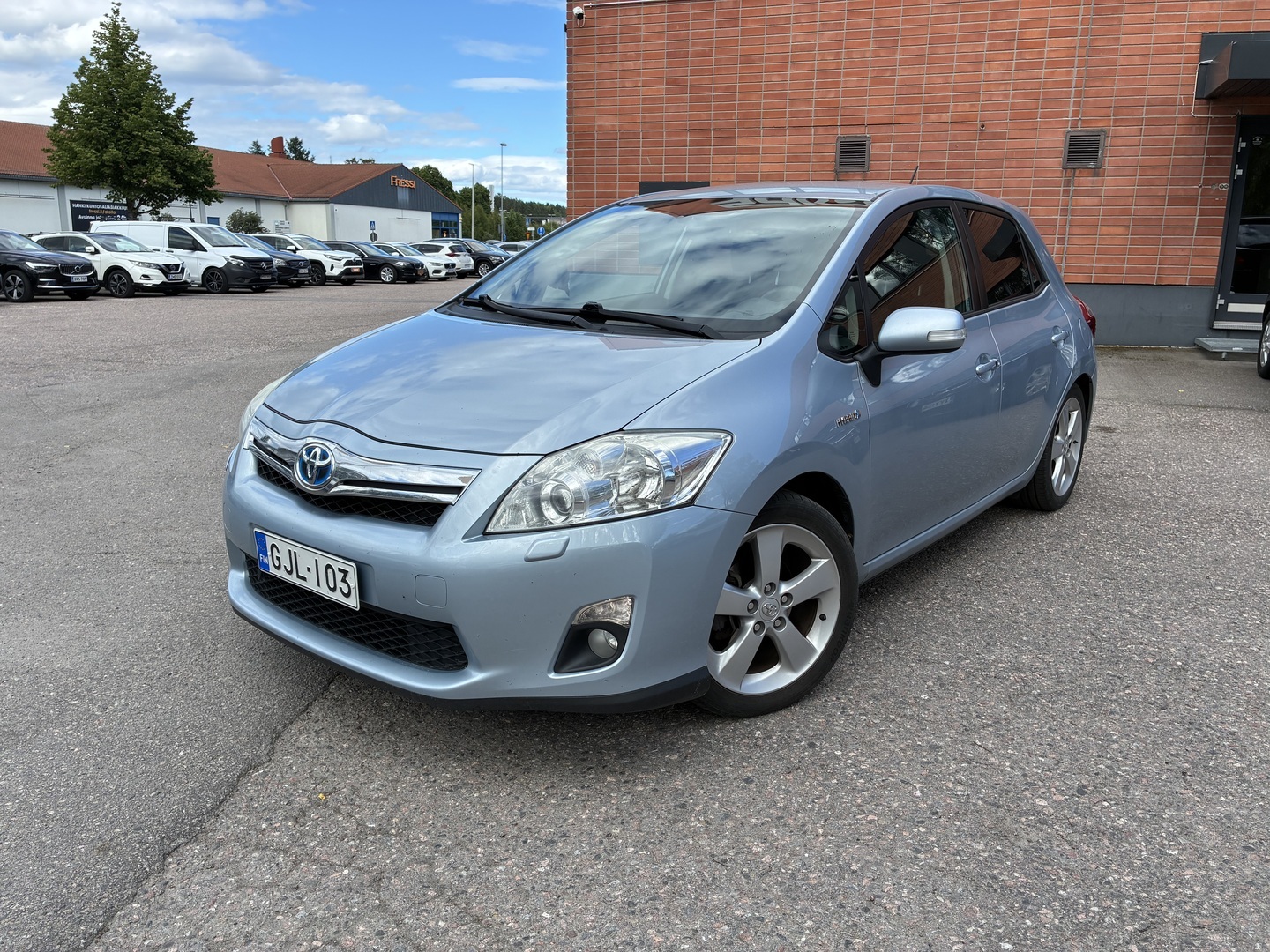 Toyota Auris 1,8 HSD Linea Sol Plus 5ov